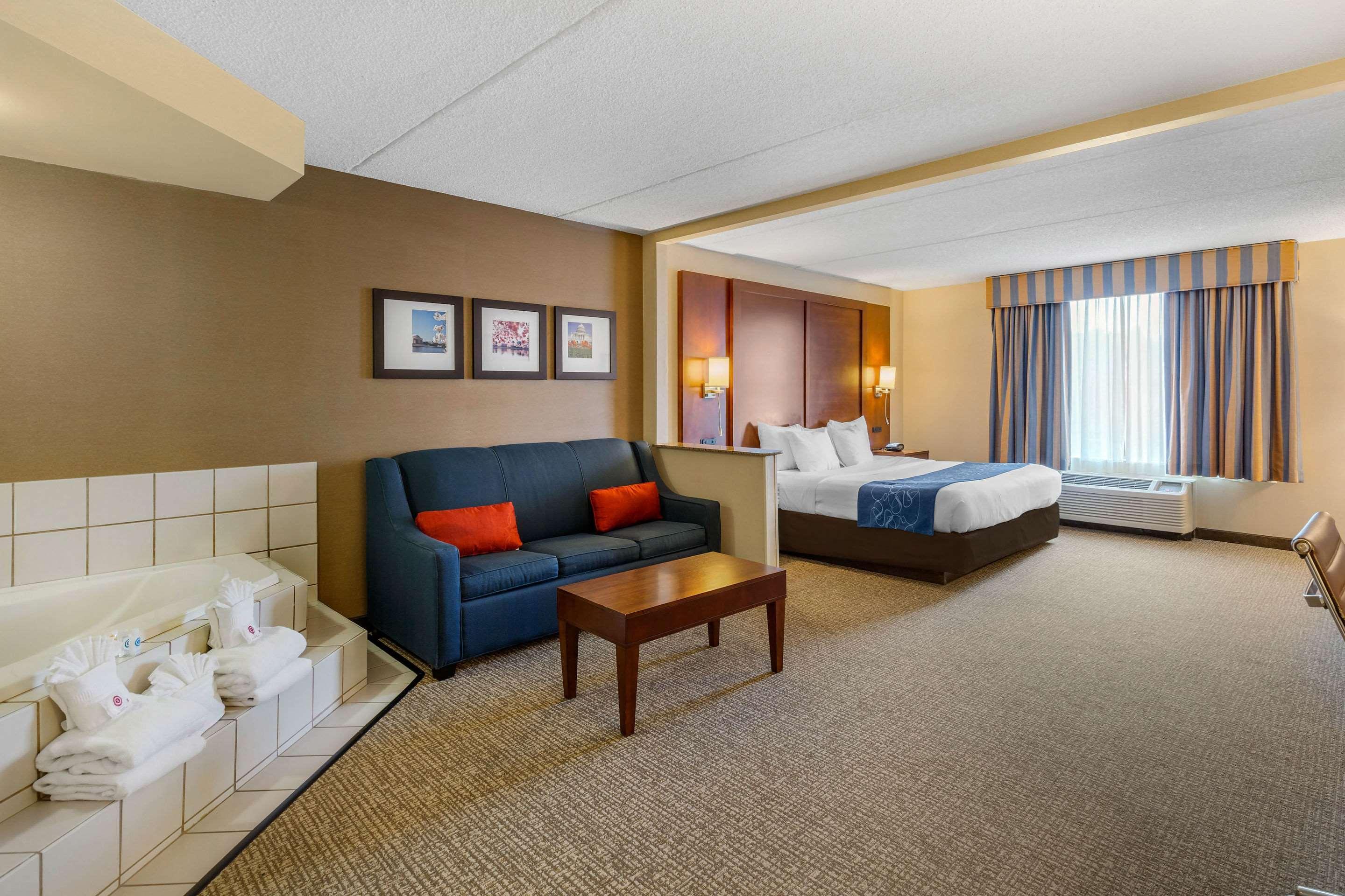 Comfort Suites Manassas Battlefield Park Exterior photo