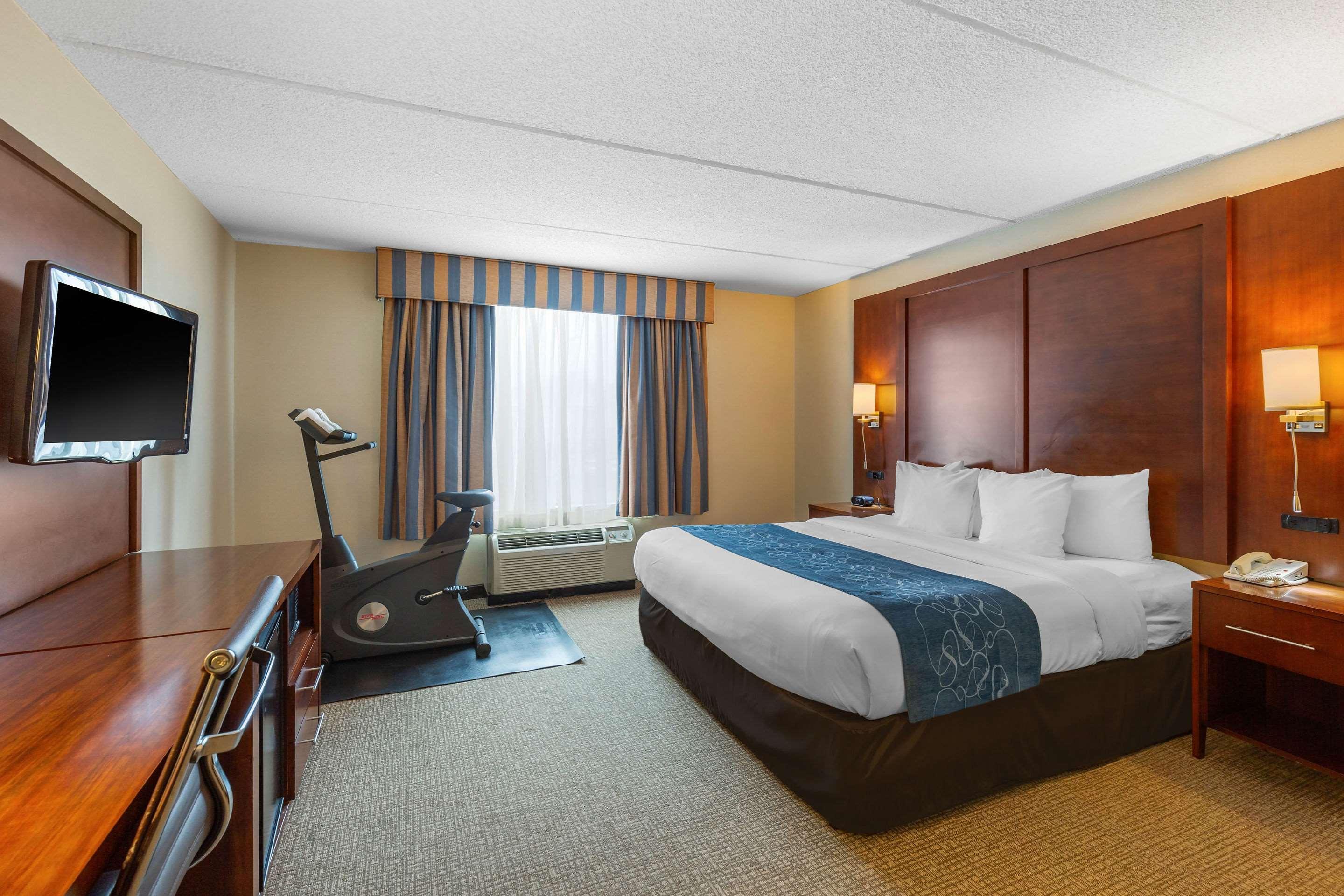 Comfort Suites Manassas Battlefield Park Exterior photo
