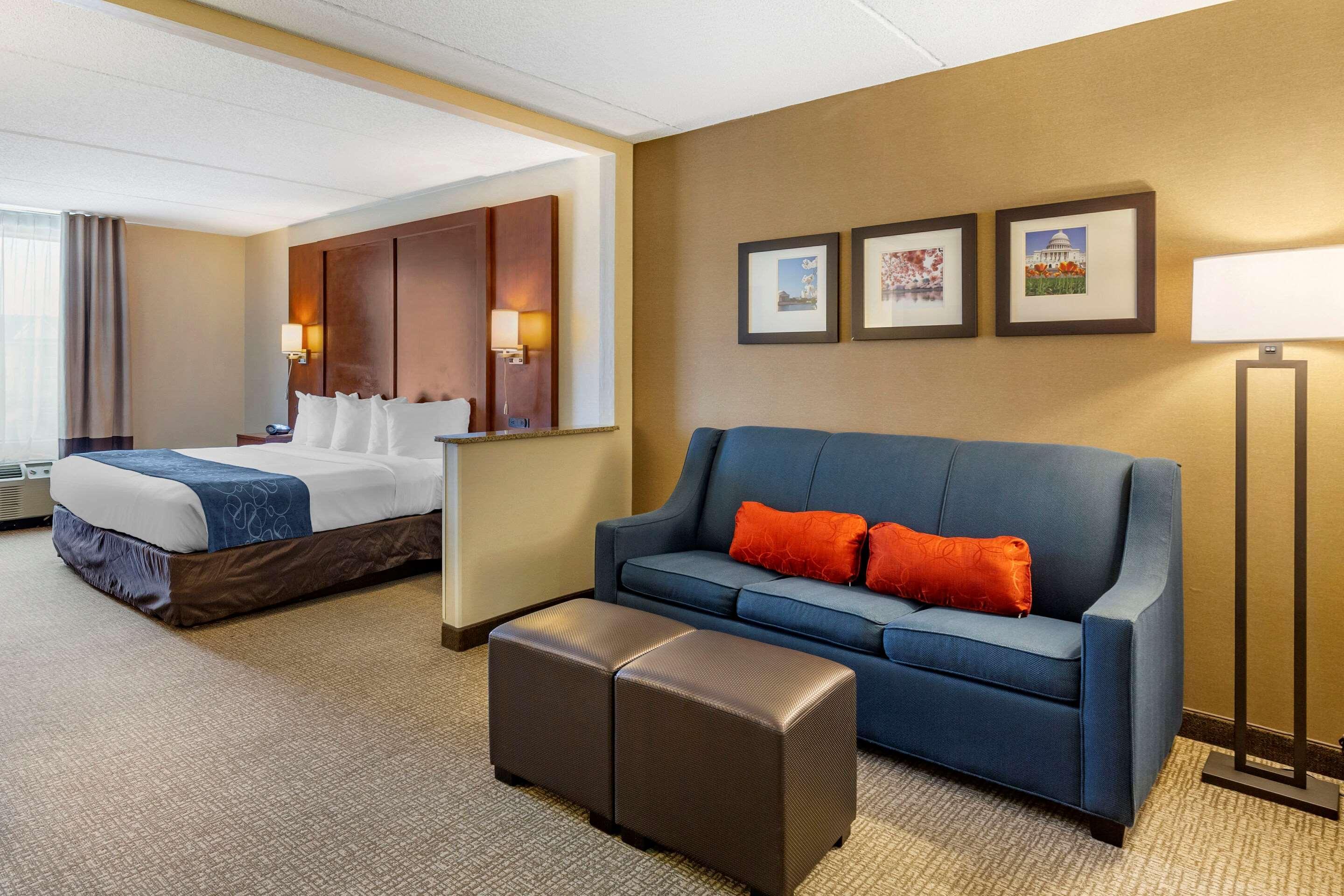 Comfort Suites Manassas Battlefield Park Exterior photo