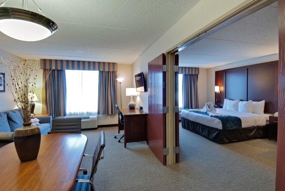 Comfort Suites Manassas Battlefield Park Exterior photo